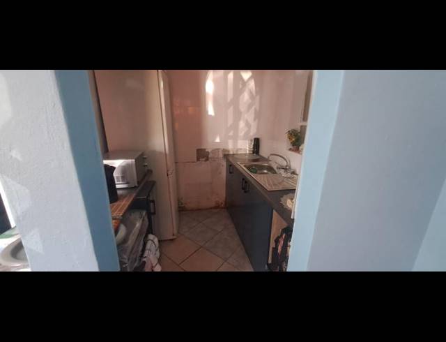1 BEDROOM PROPERTY TO RENT IN FREEWAY PARK